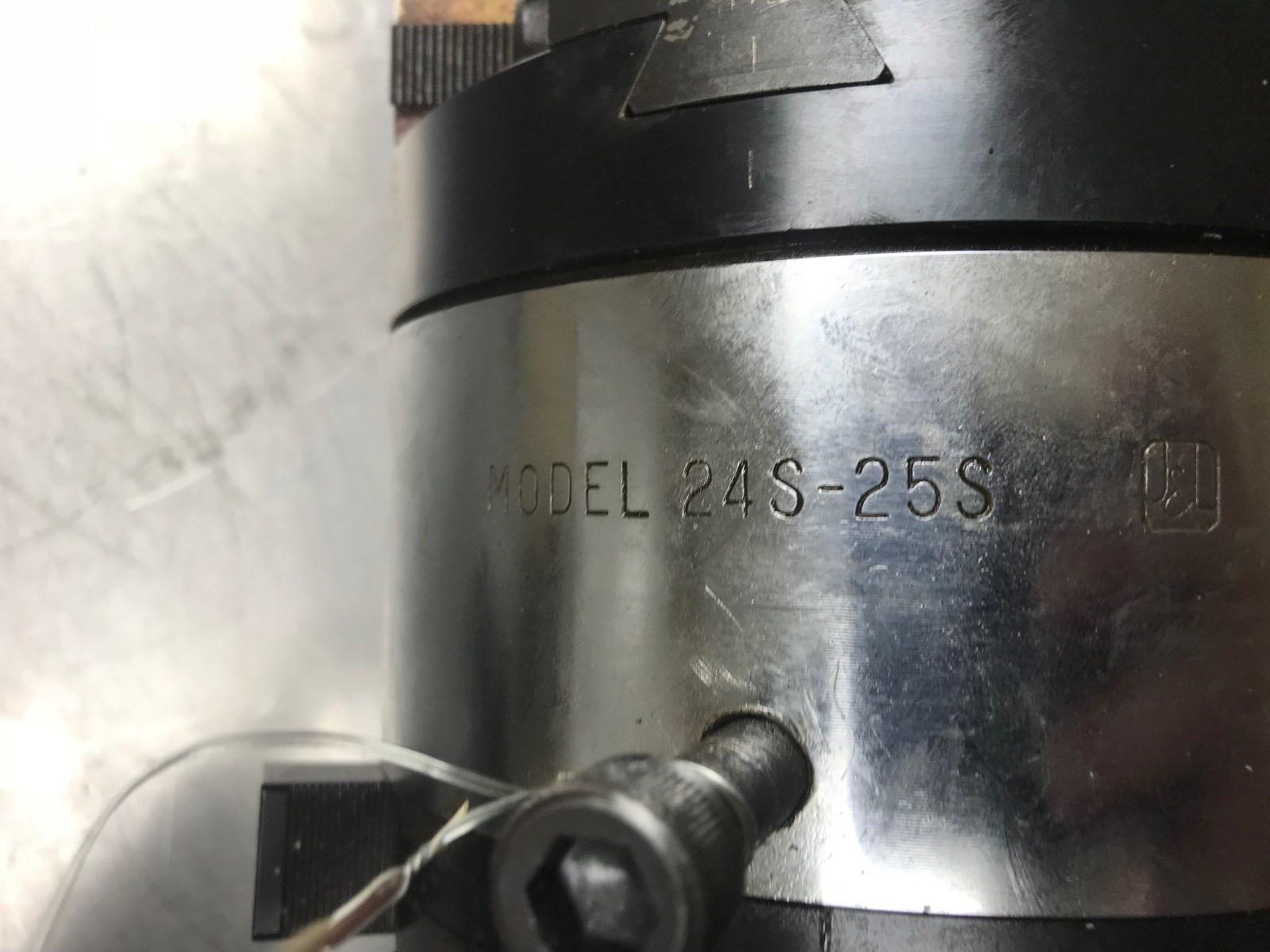 Jones and Lamson  24S-25S Die Head #4 Morse shank