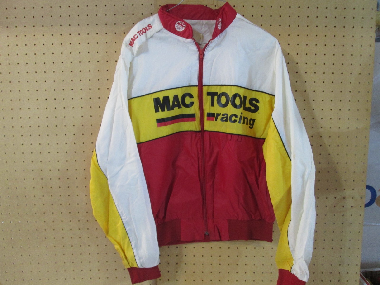 Vintage 90's Swingster Mac Tools Racing Car Jacket Color Vintage 90's Swingster Mac Tools Racing Car Jacket Color