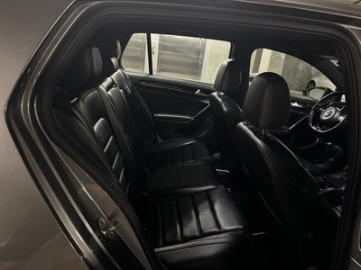 image 3 of interior