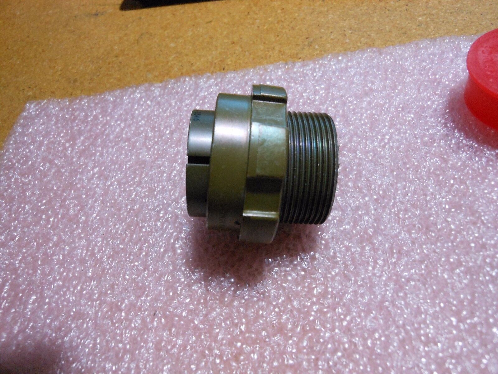 BENDIX CONNECTOR PART # 10-229935-19S NSN: 5935-00-892-8920 BENDIX CONNECTOR PART # 10-229935-19S NSN: 5935-00-892-8920