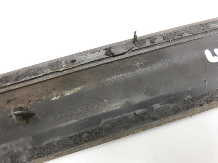 Volvo C70 542 06-09 Cabrio Türleiste Beplankung Links Hinten Aussen 46200 Volvo C70 542 06-09 01.06.2007 gebraucht Vorschau 6