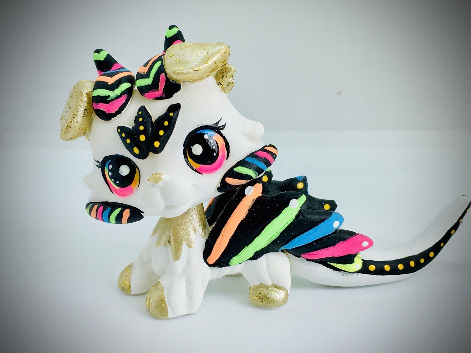 Littlest pet 2025 shop customs