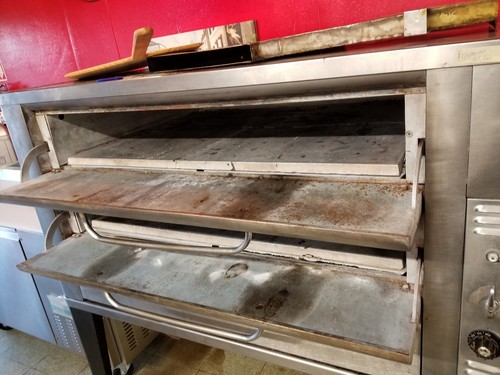 BLODGETT 931 NATURAL DECK GAS DOUBLE PIZZA OVEN WITH NEW STONES BAKE