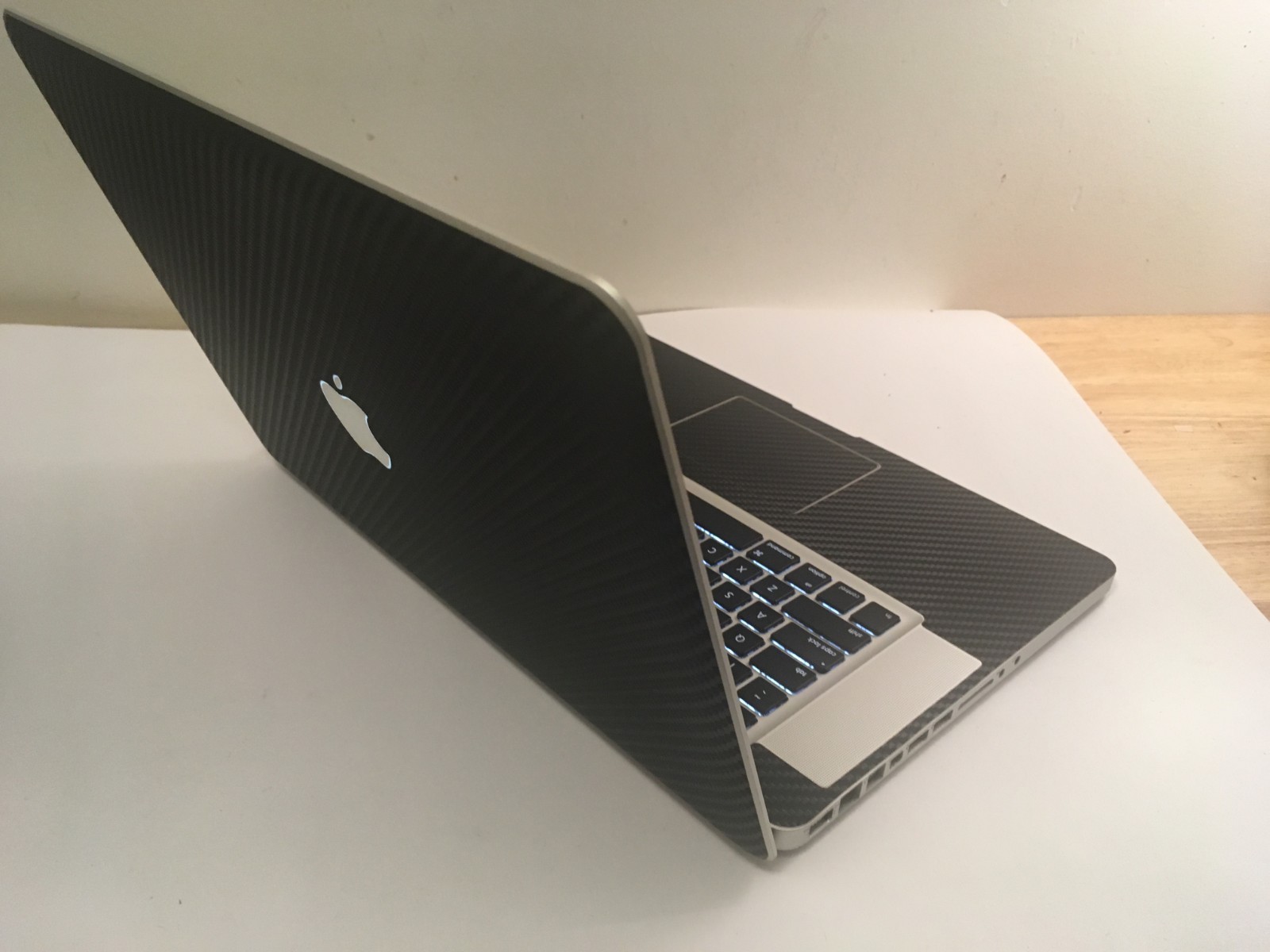 Apple MD103LL/A Macbook Pro 15