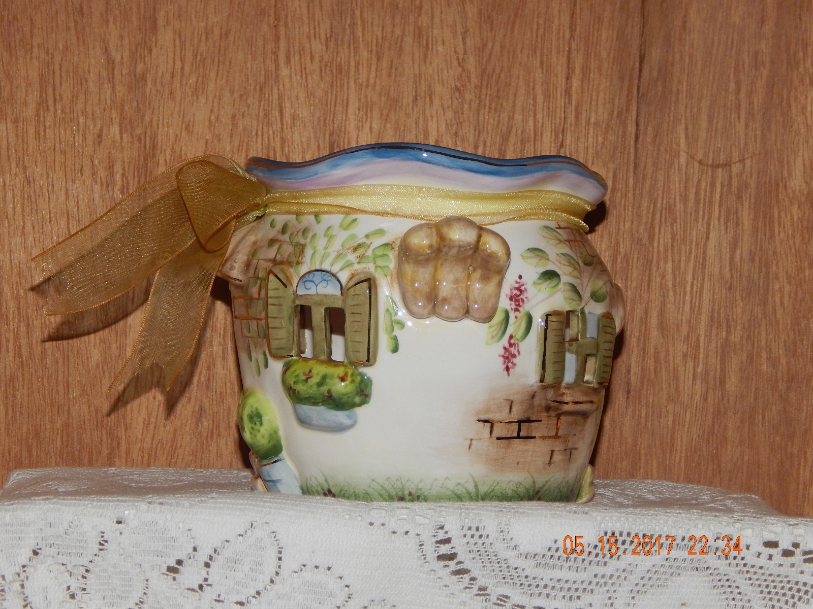 Decorative Cottage Candle Holder - Home Interior