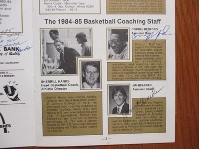 1984 Quincy College Men's Basketball Guide(15 Signed/SHERRILL HANKS/HENRY FELTON