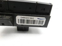 Chrysler Grand Voyager V 08-10 Warnblinkschalter Schalter Chrysler Grand Voyager V 08-10 01.01.2008 04602418AI gebraucht Vorschau 4