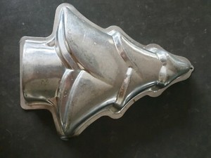 Christmas tree cake tin | Other Kitchen &amp; Dining | Gumtree Australia