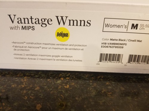 Smith Vantage Women's MIPS Helmet Matte Black M Medium Box Damage Ski Snowboard