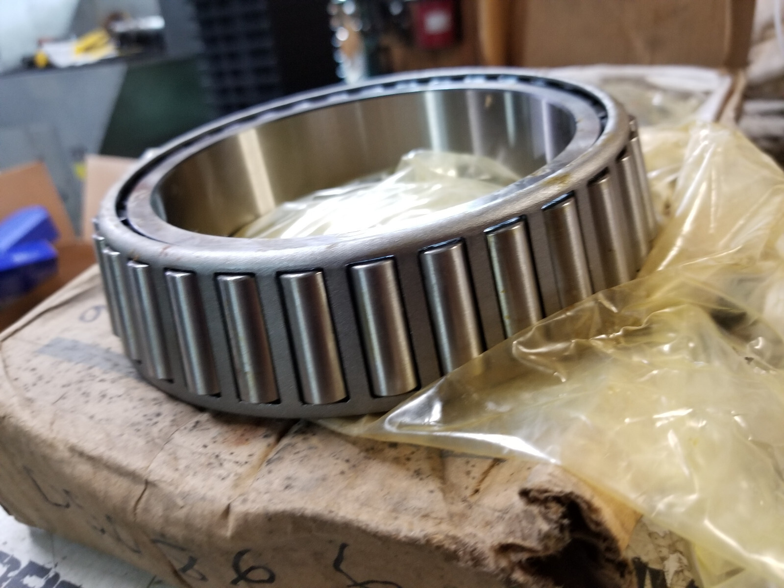 CASE CNH 306854C91 BEARING - Picture 1 of 7