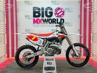 Yamaha YZ 250 2026 - 70th Anniversary Replica - DEP/ SMPro/ StrikeSeat