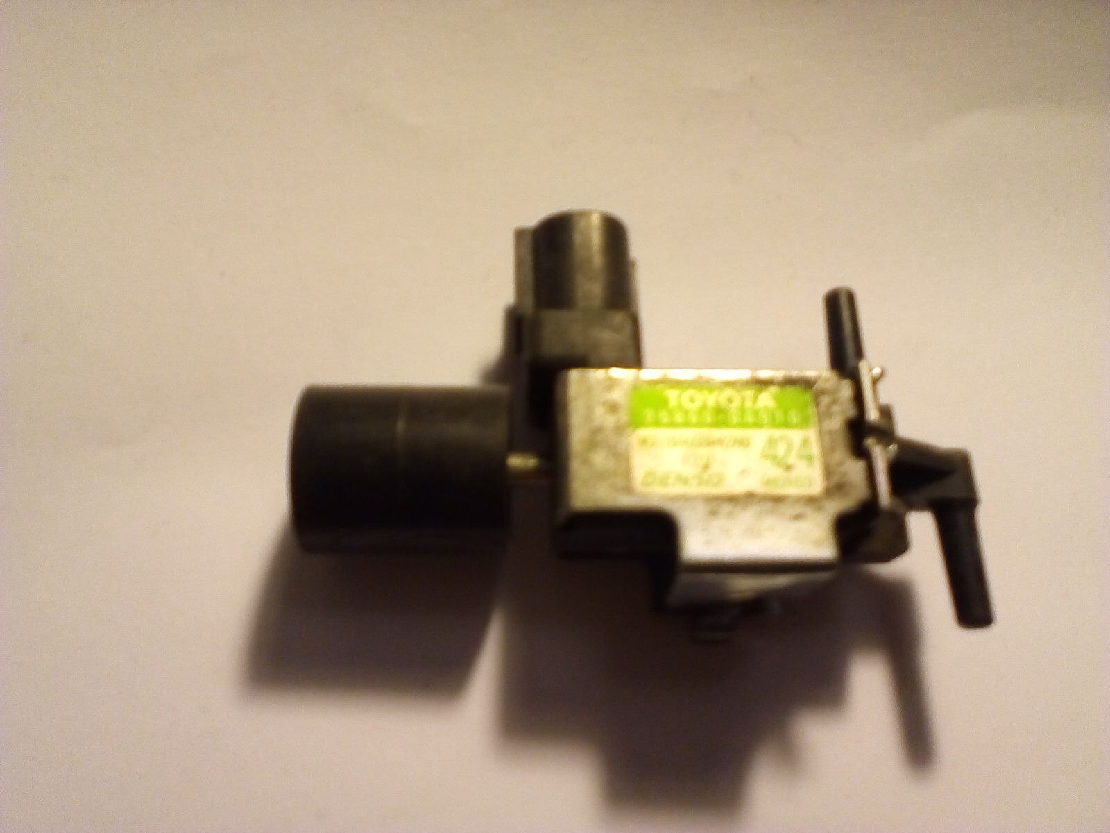 04-06 TOYOTA CAMRY SOLARA GENUINE VACUUM SWITCHING VALVE VSV