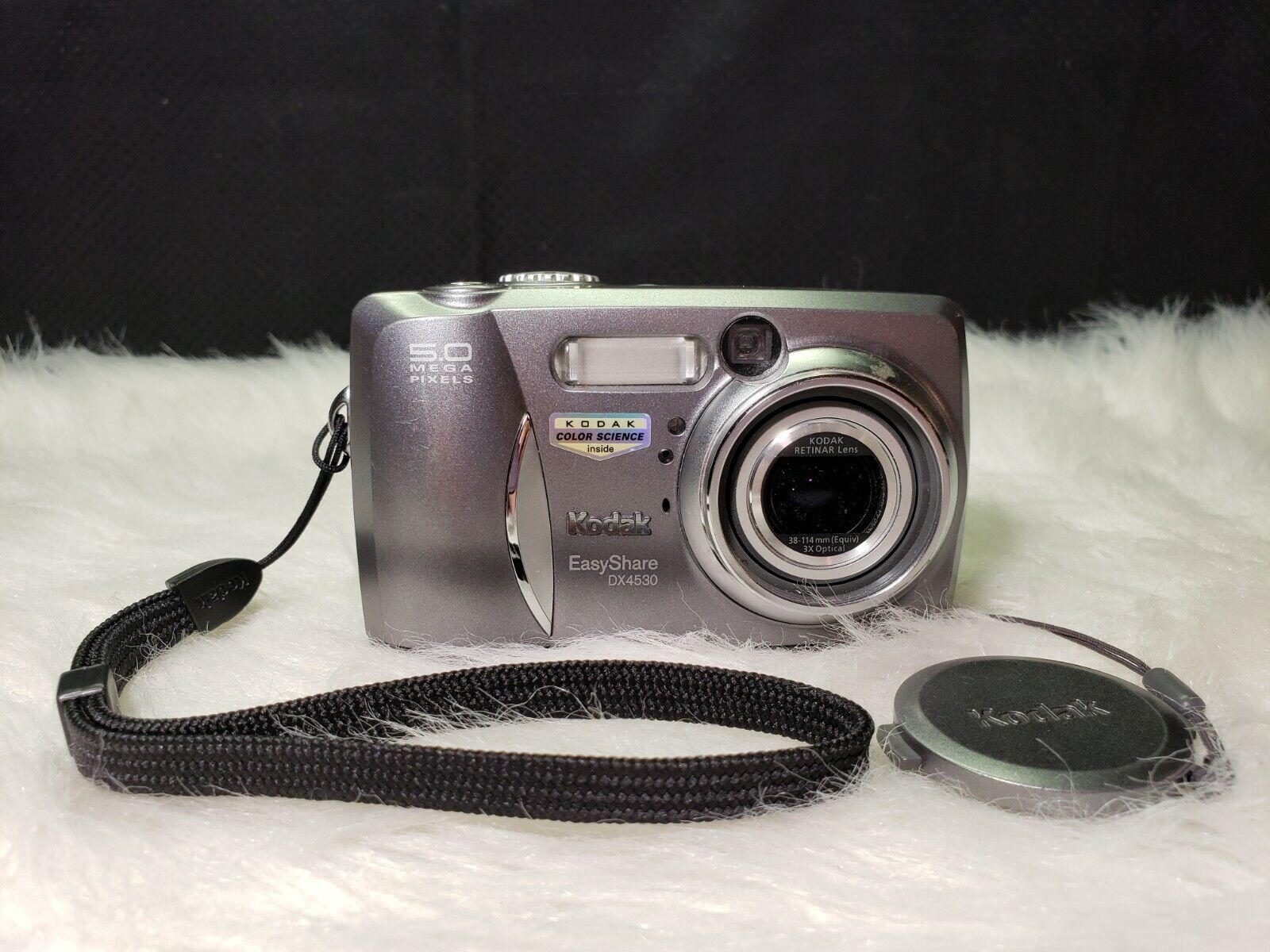 Kodak EasyShare DX4530 5.0MP Digital Camera - Gray Kodak EasyShare DX4530 5.0MP Digital Camera - Gray
