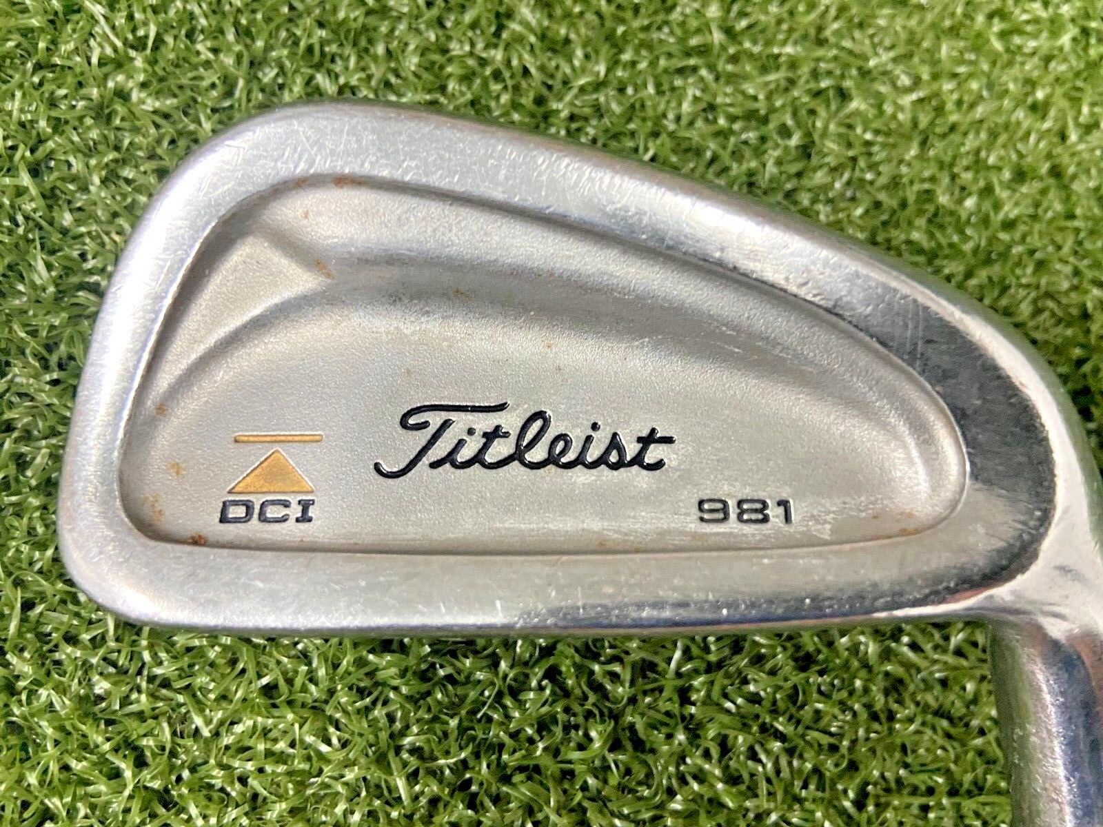 Titleist DCI 981 Gold 6 Iron / RH / Regular Steel ~38.5 Titleist DCI 981 Gold 6 Iron / RH / Regular Steel ~38.5
