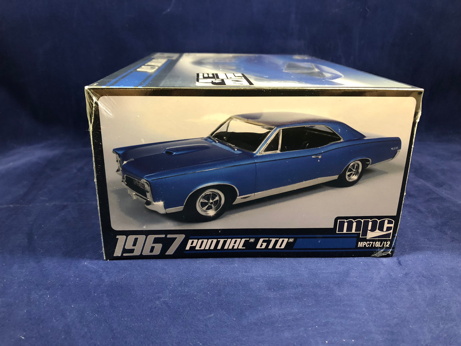 MPC 1967 Pontiac GTO 1:25 Scale Plastic Model Kit 710 New in Factory Box