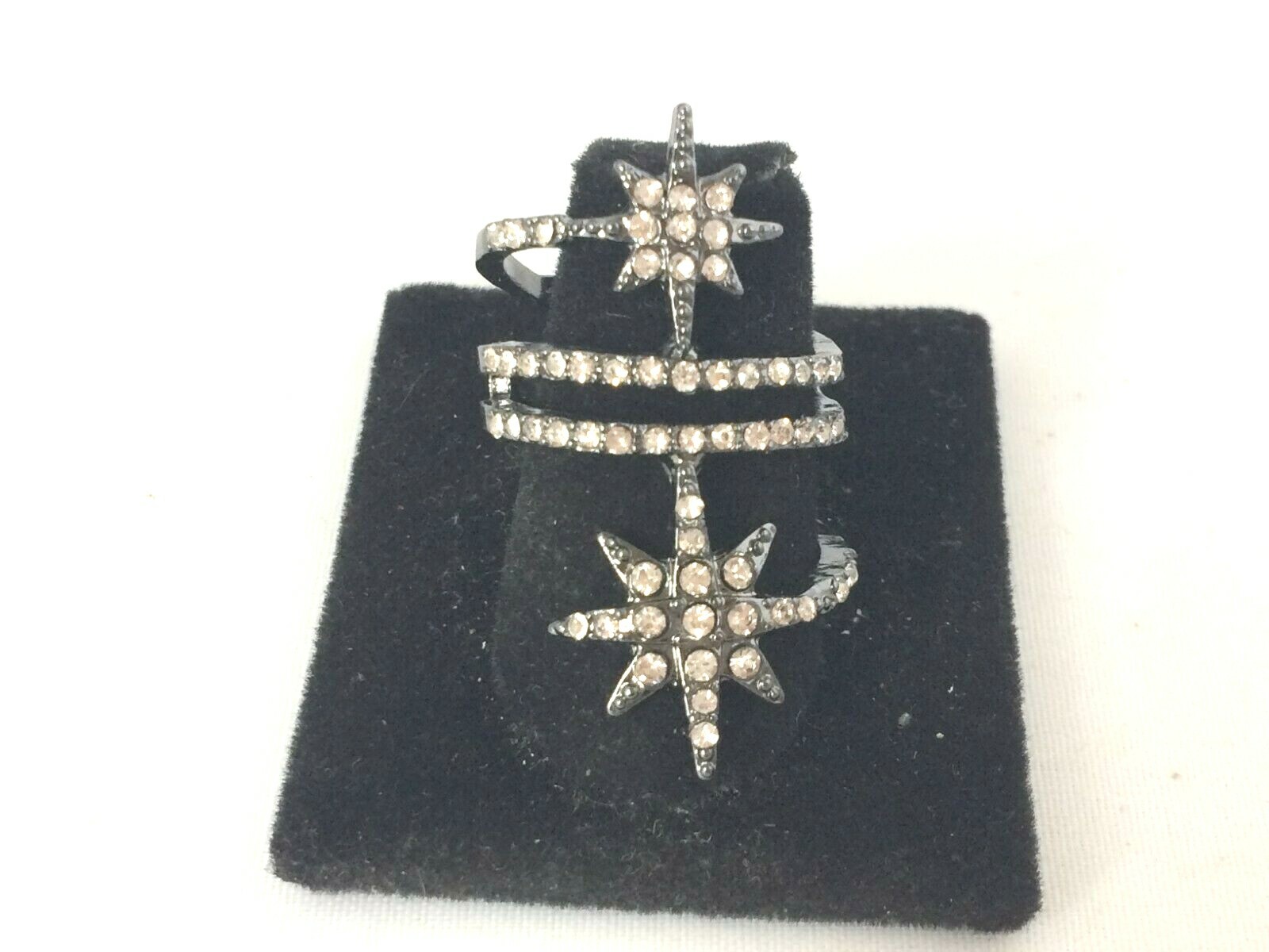 JK3965 DESIGNER INSPIRED WHITE DIAMANTE STONES BLACK METAL