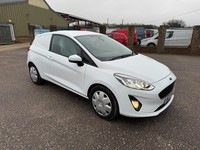 2020 Ford Fiesta 1.5 TDCi Van AIR CON PARKING SENSORS SATNAV FSH CLEAN VAN CAR D