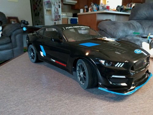 naです。 タミヤ 電動RCカーシリーズ 1/10RC フォード マスタングGT4 (TT