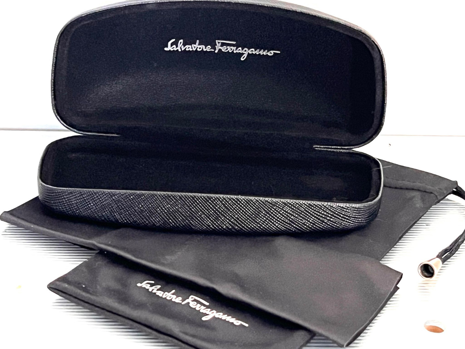 Salvatore Ferragamo サングラス　ブラック　シルバー金具 サルバトーレフェラガモ Salvatore Ferragamo サングラス