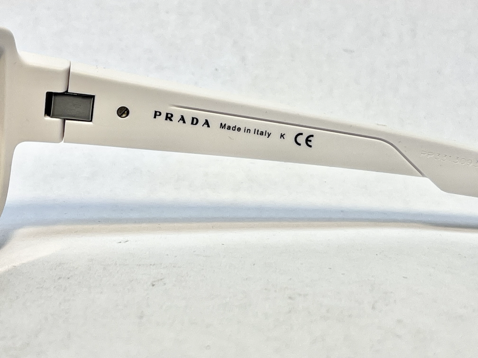 Pre-owned Prada 03w Linea Rossa Impavid Sport Sunglasses White Pilot Wrap Unisex Ps03wsf In Gray