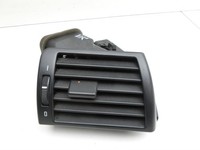 BMW E46 325XI LCI 03-06 Luftdusche Luftdüse Rechts BMW E46 325XI LCI 03-06 01.02.2002 gebraucht Vorschau 1