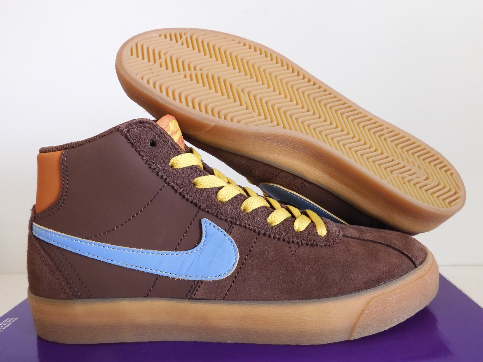 WMNS NIKE SB BRUIN HIGH HI PREMIUM WSS WMNS NIKE SB BRUIN HIGH HI PREMIUM WSS