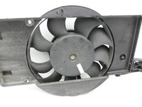 Ford Focus III 11-15 1,0 92KW Lüfter Ventilator f. Kühler Ford Focus III 11-15 04.04.2014 BV61-8C607-SC gebraucht Vorschau 4