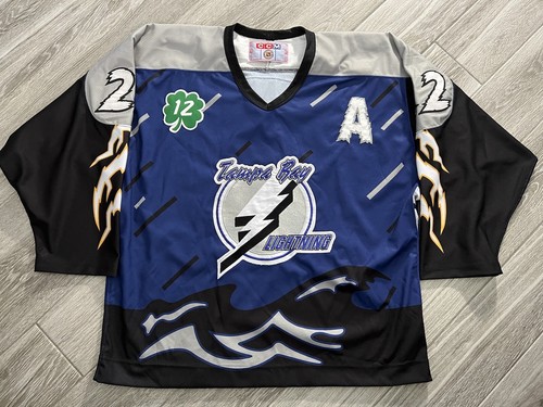 1997-98 CCM Dino Ciccarelli ￼Tampa Bay Lightning Storm Alt
