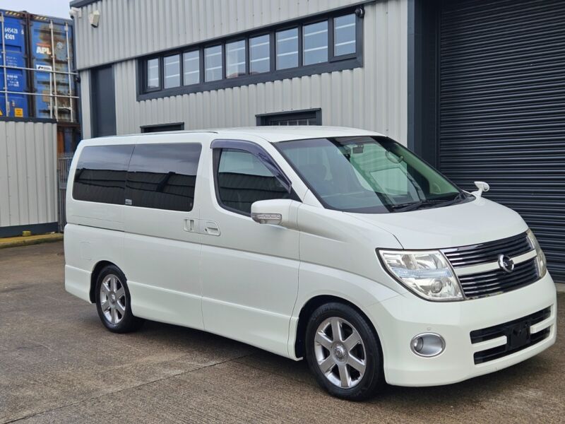 Image of NISSAN ELGRAND 3.5 V6 4WD HIGHWAY STAR LPG/GAS  PETROL AUTOMATIC 8 SEATER 2008