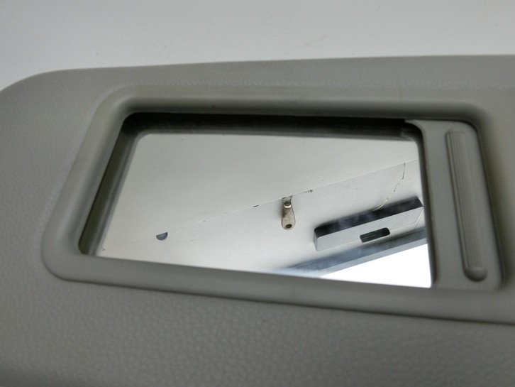 BMW E91 320i LCI 08-11 Sonnenblende Rechts für Beifahrer BMW E91 320i LCI 08-11 31.08.2009 7252008 51167252008 gebraucht Bild 2