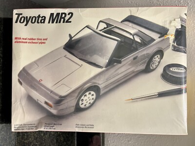 FUJIMI / TESTORS TOYOTA MR2 - SEALED - 1/24 PLASTIC MODEL KIT - VINTAGE 1987