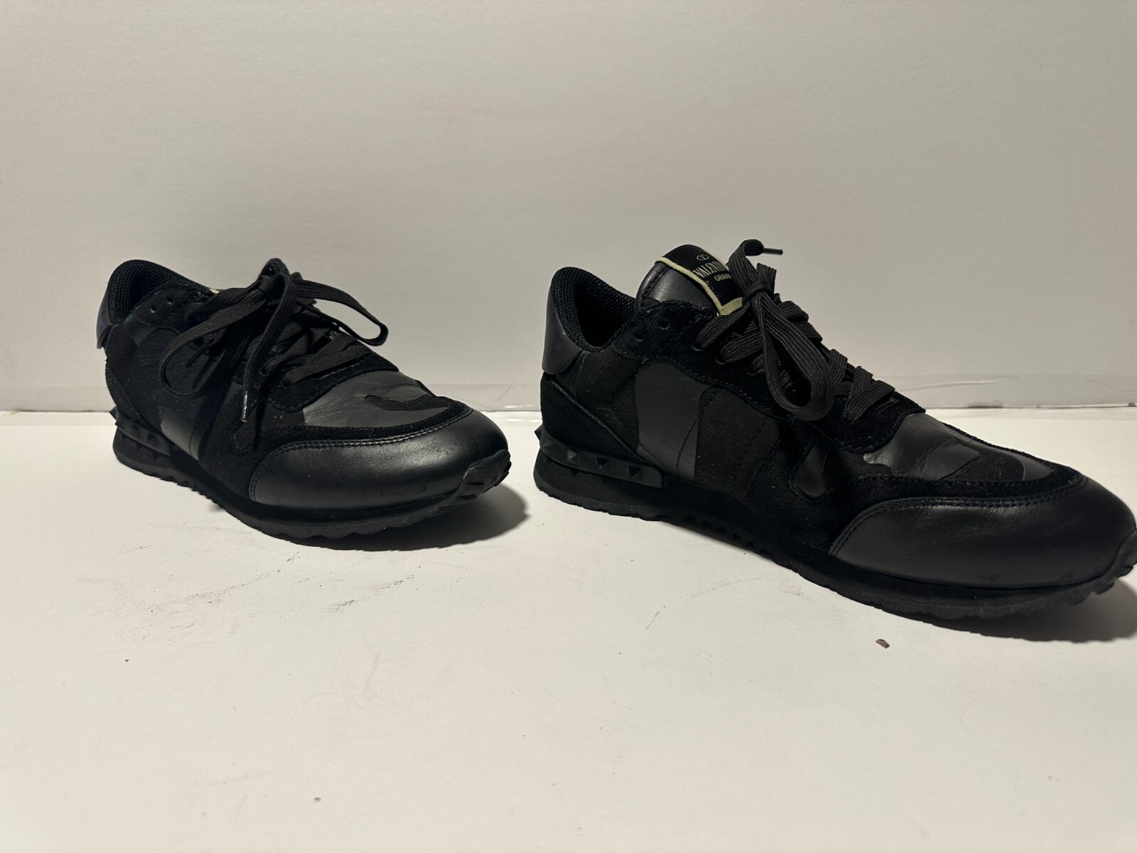 【関税&送料込】Valentino Garavani Black Velvet Chromathon S $_57.JPG?set_id=880000500F