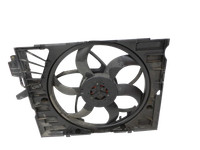 BMW 5er E61 LCI 07-10 3,0 200KW Lüfter Ventilator f. Kühler BMW 5er E61 LCI 07-10 30.06.2009 7545809 17417545809... Vorschau 1