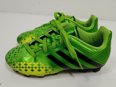 kids soccer turf cleats