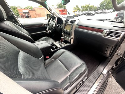 image 6 of interior