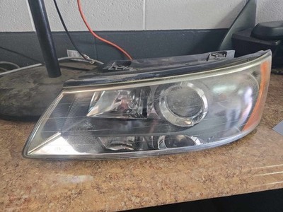 Used Left Headlamp Assembly fits: HYUNDAI SONATA Left 06 07 08