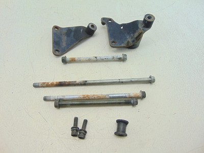 9804 SUZUKI  INTRUDER 1500 VL1500 VL ENGINE MOTOR MOUNTING BOLTS HARDWARE