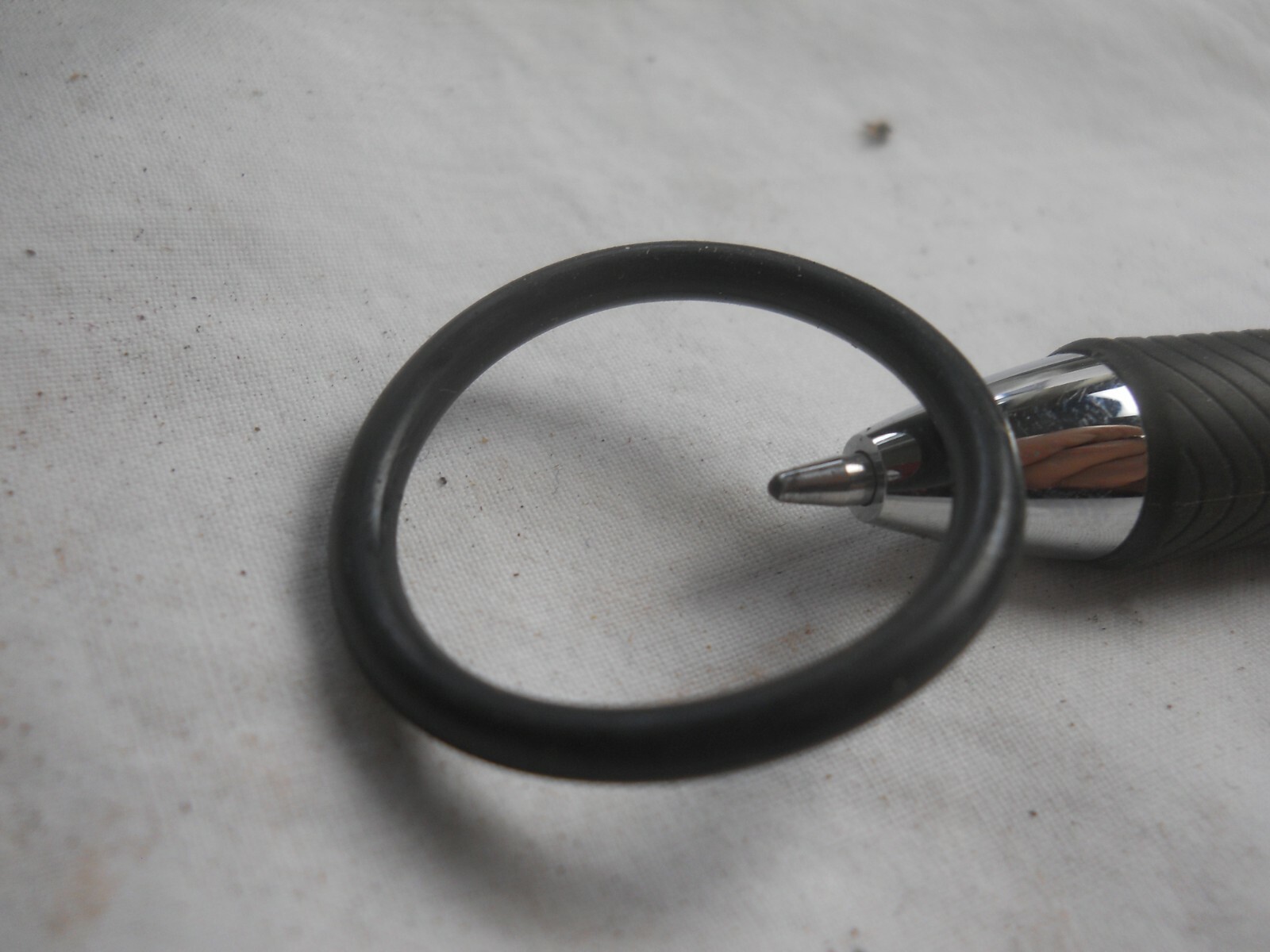 Honda NOS, CB250, CM400, CX500, XL350, O-Ring (23x2.8), # 94608-50000. H34b Honda NOS, CB250, CM400, CX500, XL350, O-Ring (23x2.8), # 94608-50000. H34b