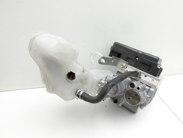 Toyota Prius IV ZVW5 16-19 Hybrid VVT-i 1,8 72KW Bremskraftverstärker Toyota Prius IV ZVW5 16-19 02.09.2016... Vorschau 6