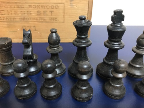 Vintage Parker Brothers Boxwood Chess Set 671 With Wooden Box Pieces Chessmen