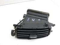 Hyundai I30 FD 07-10 Luftdusche Luftdüse Links Mitte Hyundai I30 FD 07-10 08.11.2007 gebraucht Vorschau 2