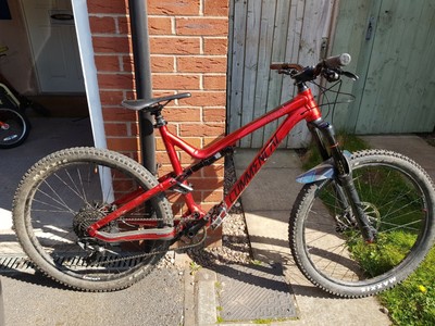 Commencal mountain bike v4.2 am full suspension (large)