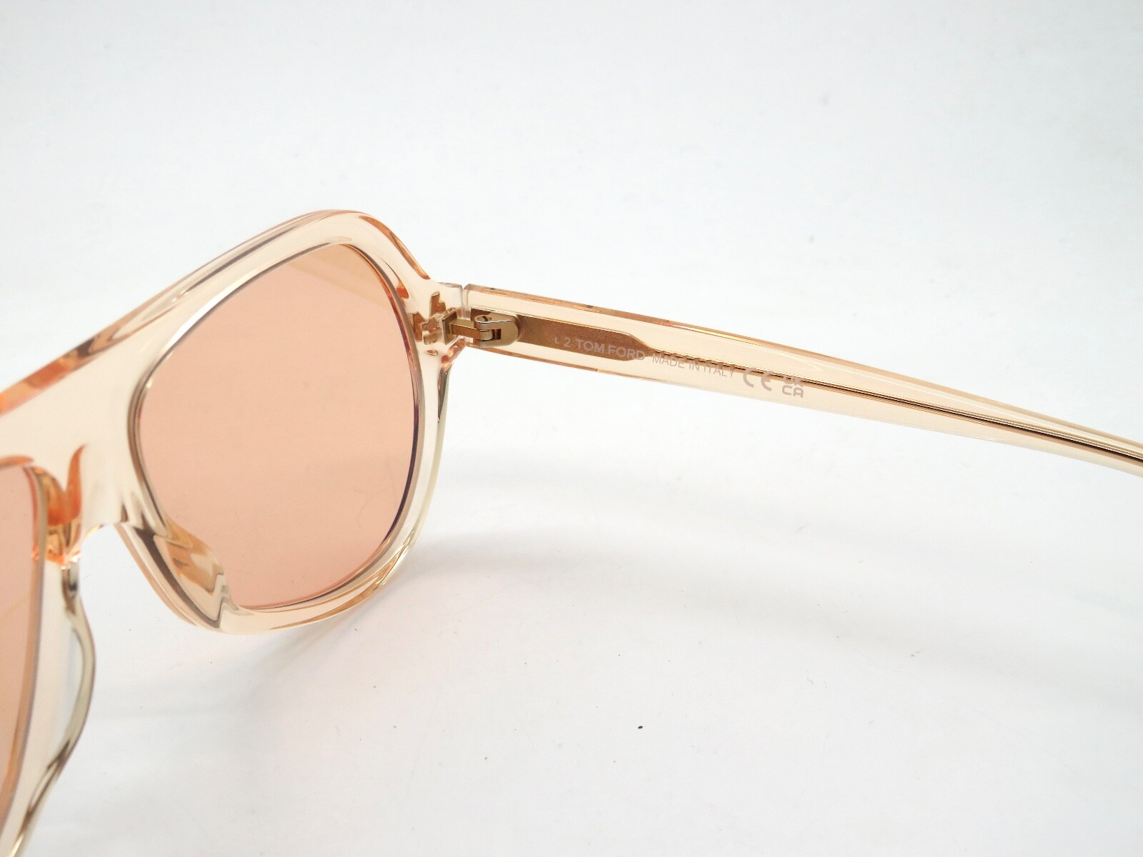 Pre-owned Tom Ford Ft 0732/s 45e Thomas Light Brown Transparent 61mm Sunglasses