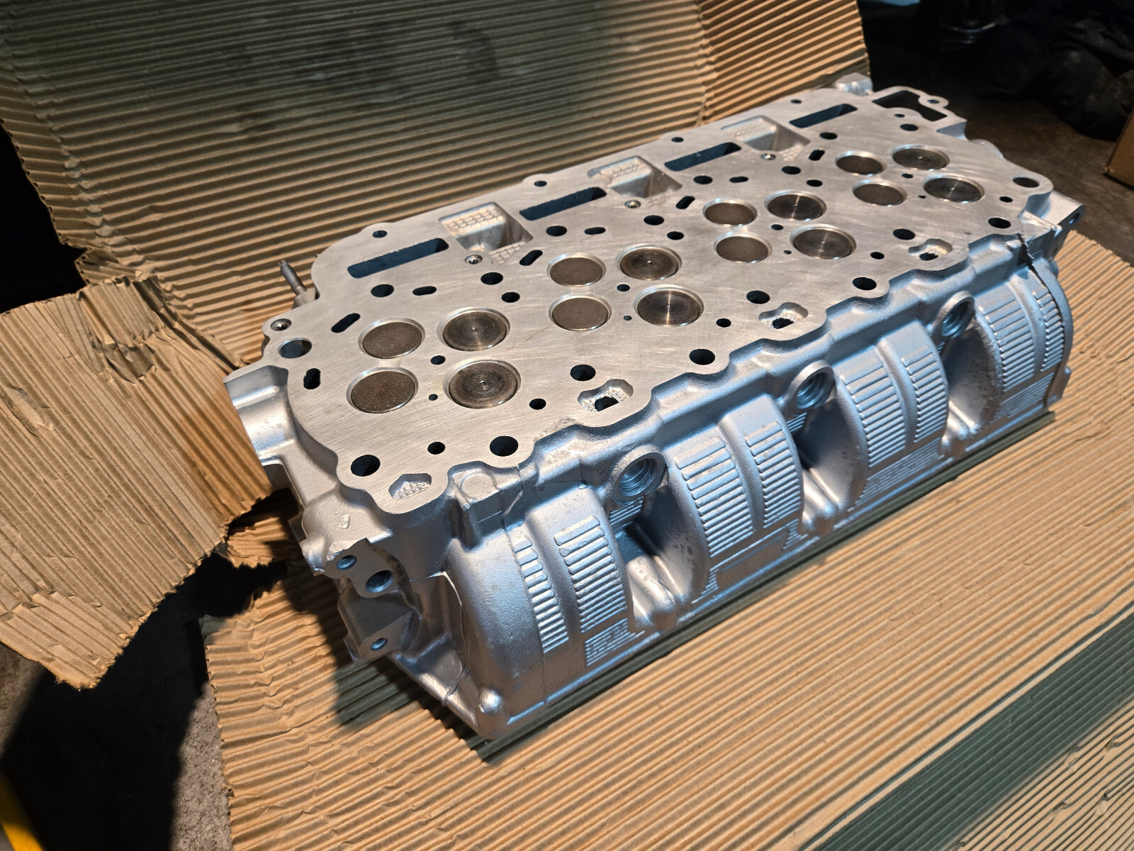 6.7 POWERSTROKE LOADED REMAN OEM CYLINDER HEAD LH DRIVERS SIDE HC3Q-6C064-AA - Picture 11 of 11