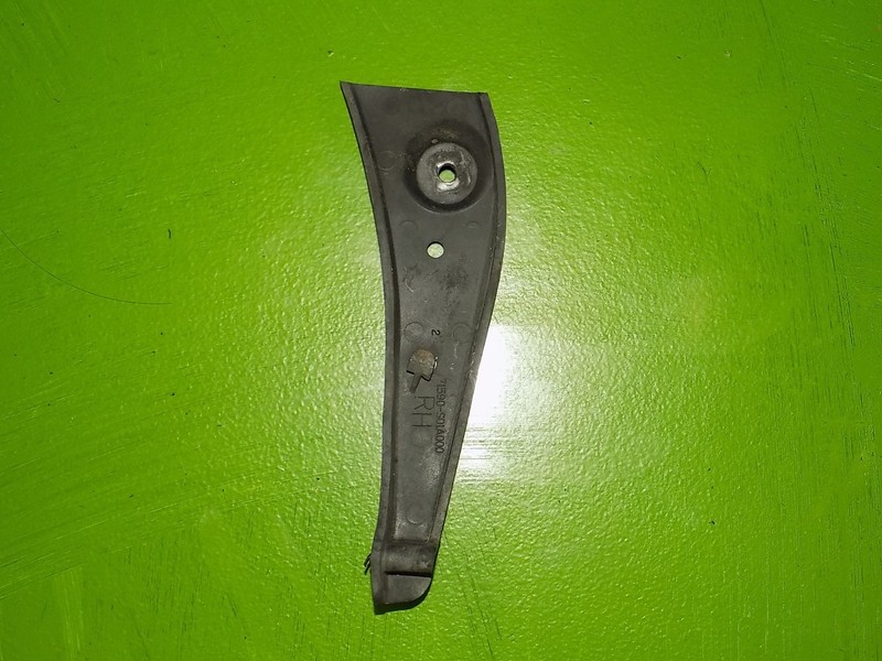 96 97 98 99 00 Civic EX OEM 71590-S01A000 passenger right rear bumper mount hang