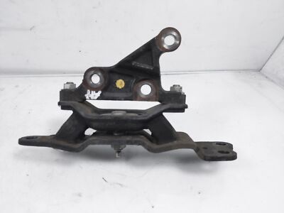 モナカ 2016-2020 Nissan Maxima Lower Left Transmission Mount 11220