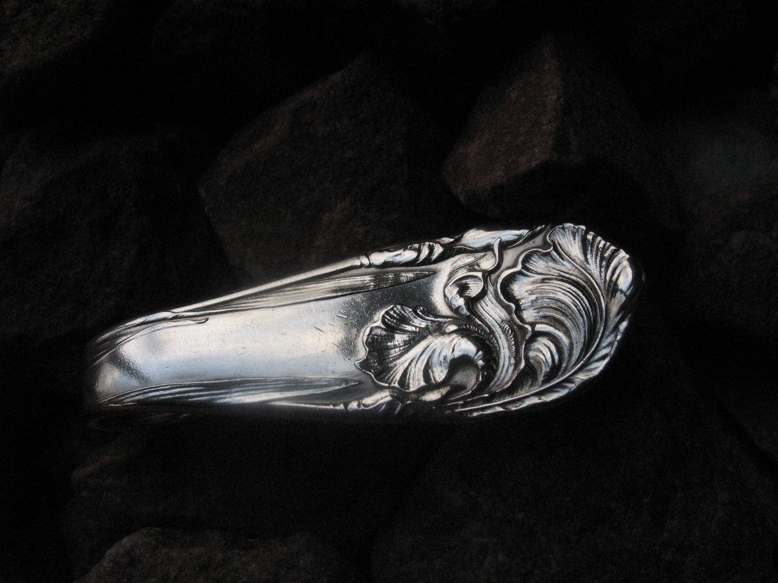 Western Paisley Iris Flower Antique Money Clip MC40