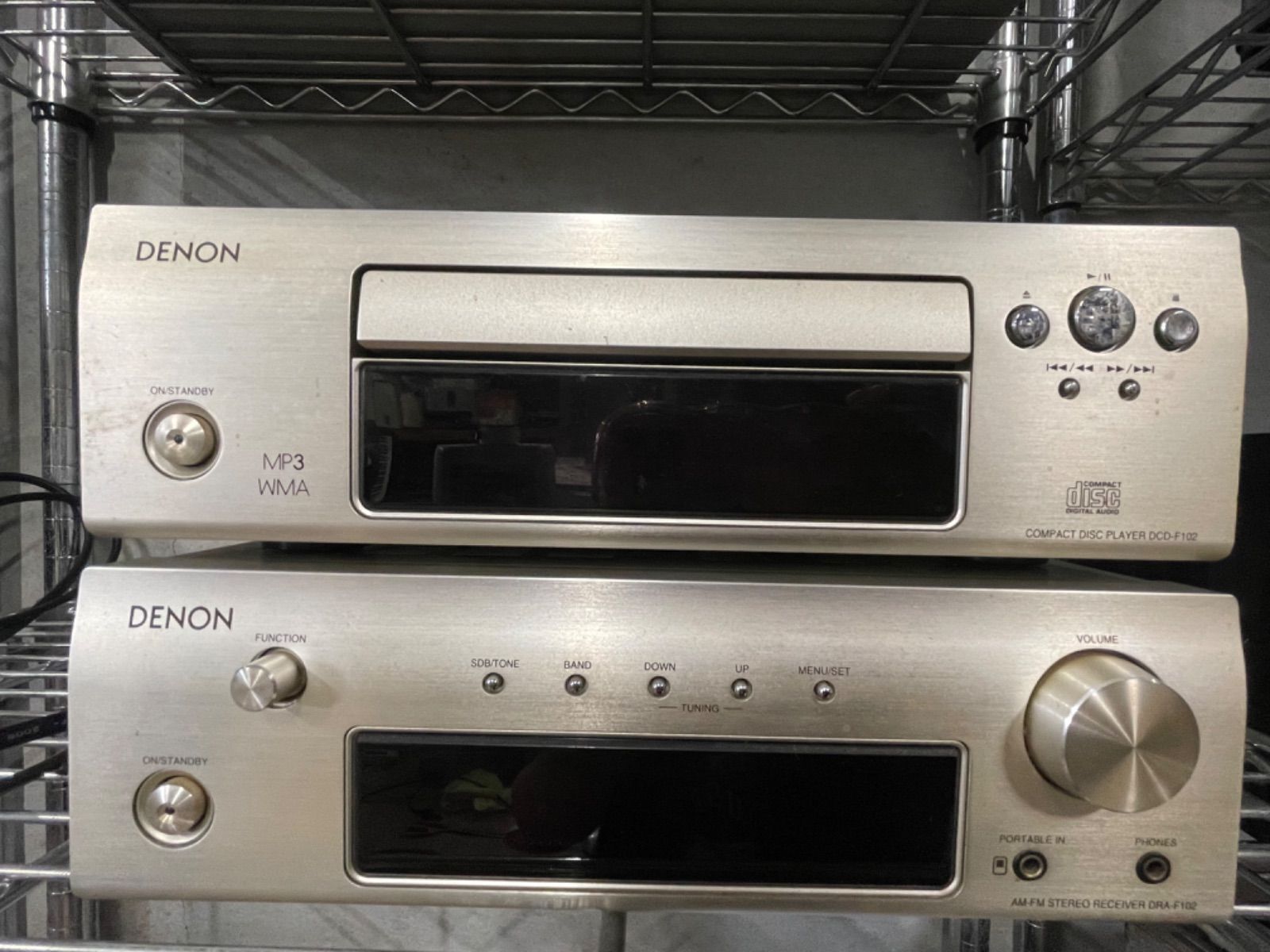 Denon F Series Receiver DRA-F102 SP Premium Silver DCD-F102 Denon F Series Receiver DRA-F102 SP Premium Silver DCD-F102
