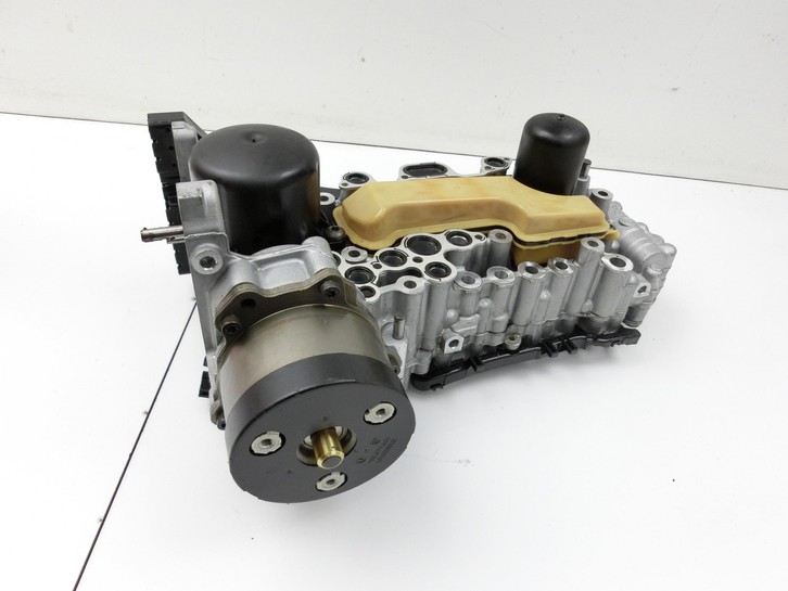 Audi A4 8W 19-24 TDI 2,0  DEZE Getriebesteuergerät Mechatronik Steuergerät Getriebe Audi A4 8W 19-24 27.01.2020... Bild 4