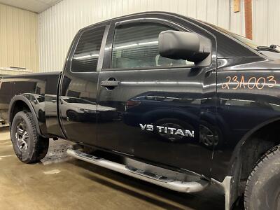 04-07 NISSAN TITAN PASSENGER RIGHT FRONT MANUAL DOOR ASSY